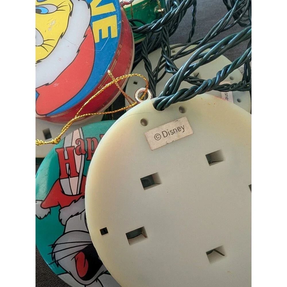 Vintage RARE Warner Bros Looney Tunes String Lights Ribbon Spool Design